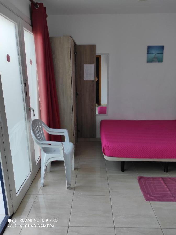 Alojamiento Playa Centro Corralejo 17 Екстер'єр фото